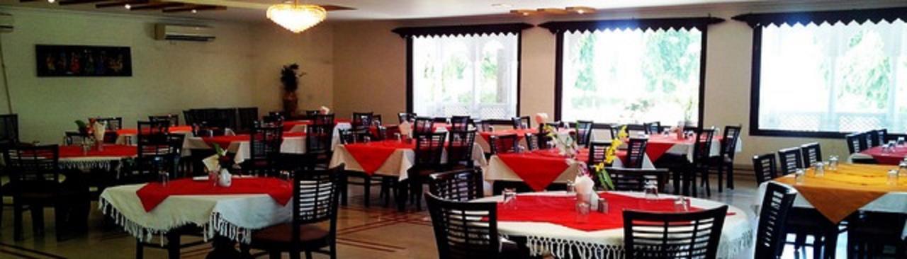 Hotel Padmini Chittorgarh Екстериор снимка