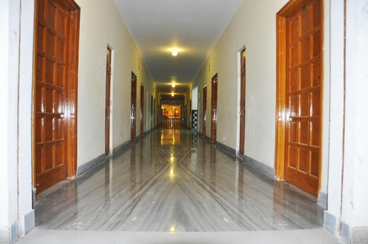 Hotel Padmini Chittorgarh Екстериор снимка
